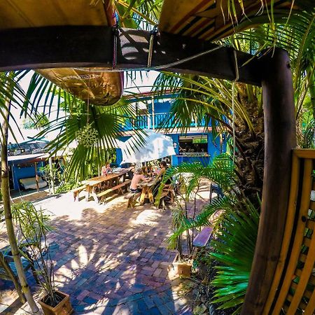 Cool Bananas Backpackers Hostel Agnes Water Exterior photo